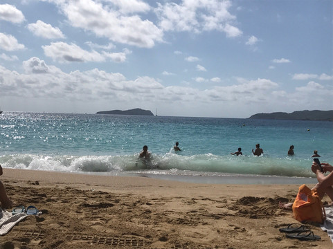 Cala de Sant Vicent-Cala de Sant Vicent必去景点