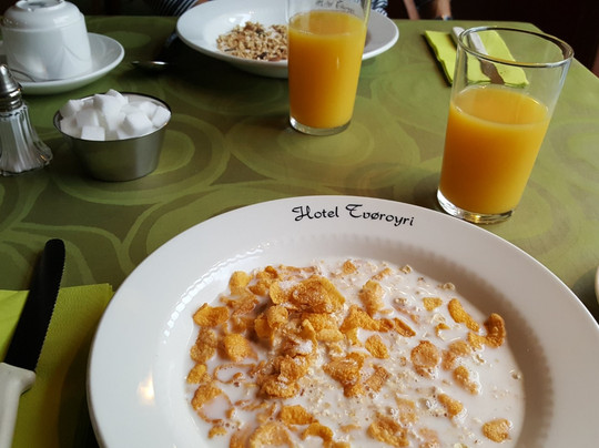 Vagur餐馆和美食-Restaurant Hotel Tvoroyri