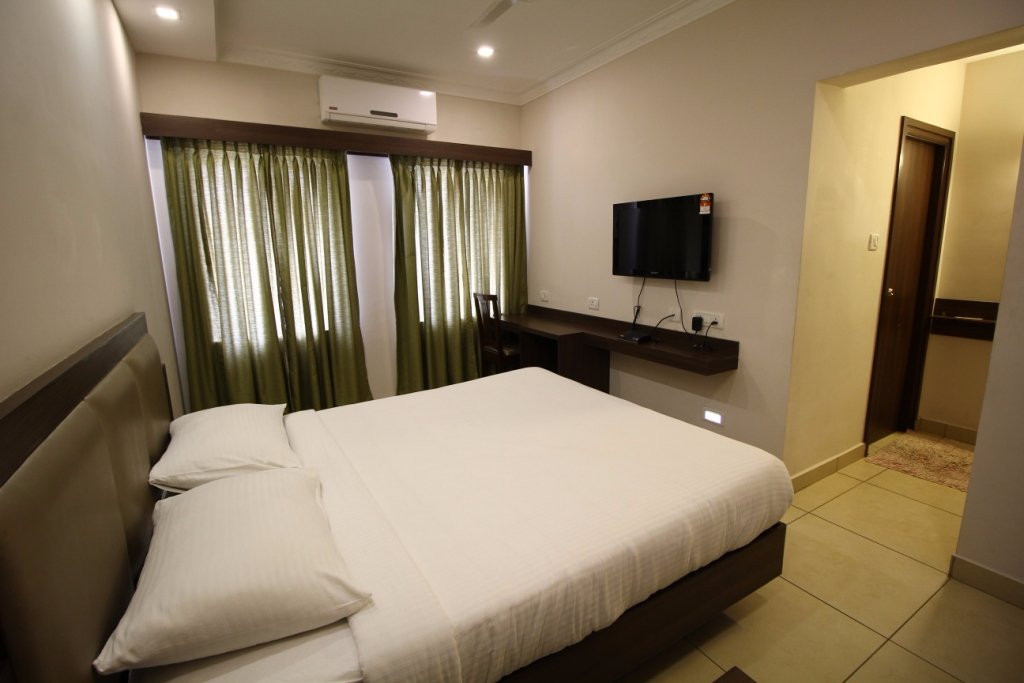 Vels Hotel主图