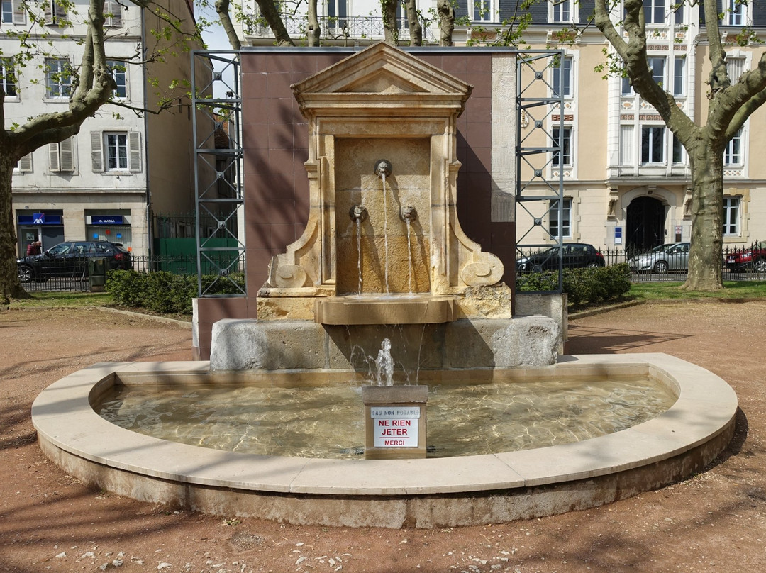 Square de la Paix景点图片