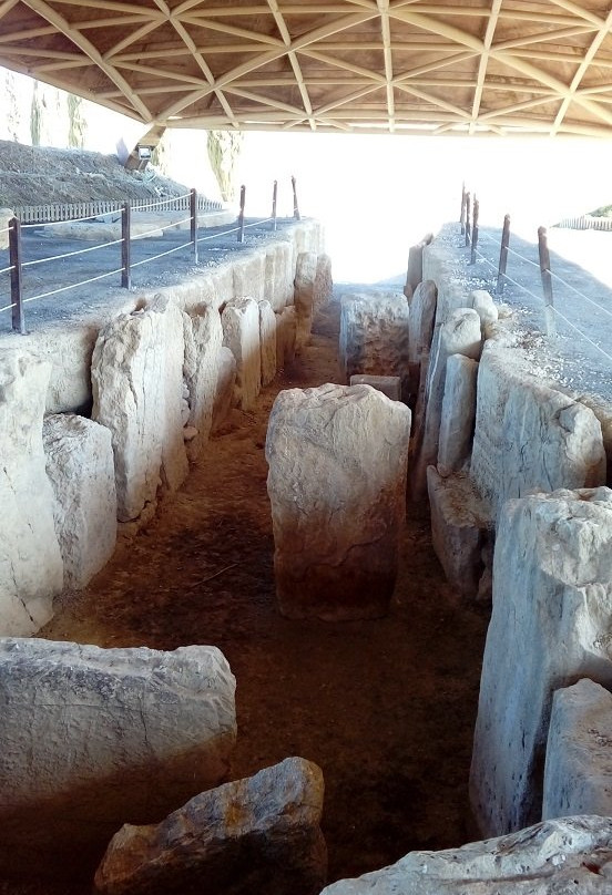 Dolmen de Alberite景点图片