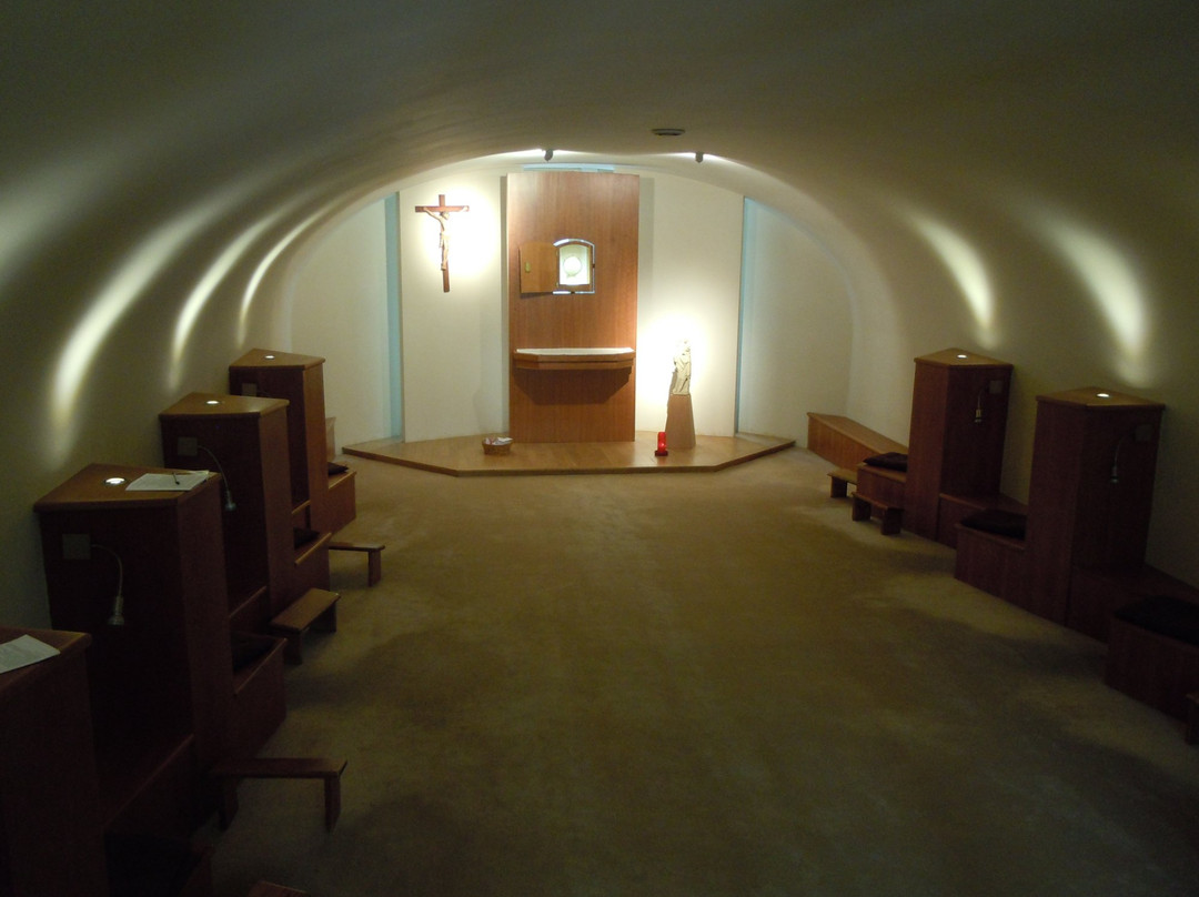 Eglise Sainte Cecile de Boulogne Billancourt景点图片