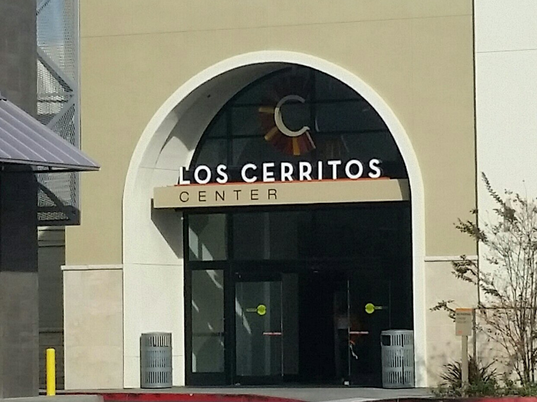 Los Cerritos Center-喜瑞都必去景点