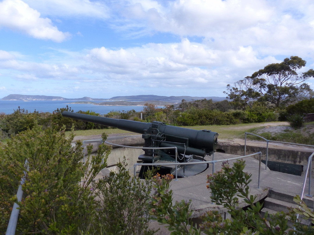 Convoy Lookout-奥尔巴尼必去景点
