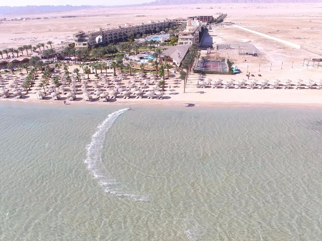 Abu Soma Riders Kitesurfing Center