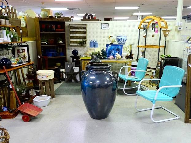 Blue Ridge Antique Center-Rocky Mount必去景点