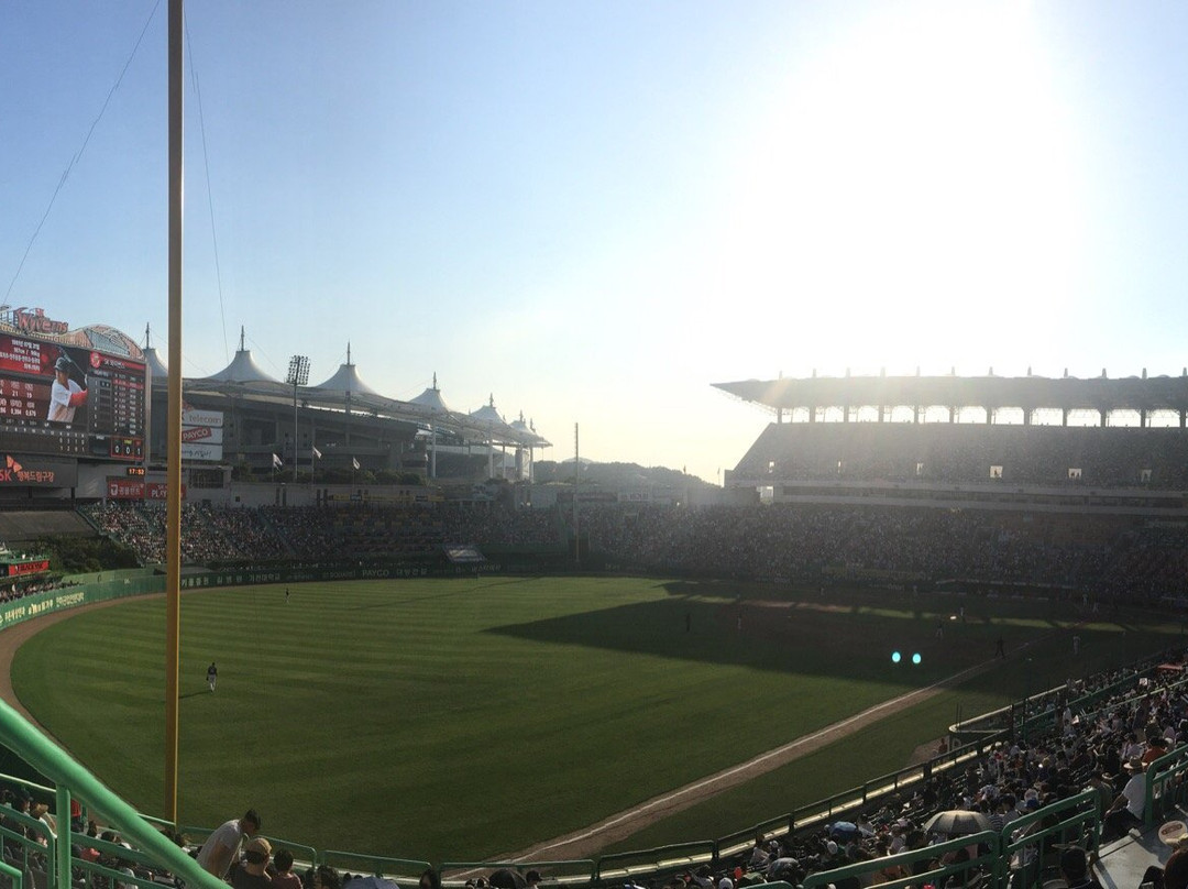 仁川文鹤竞技场-仁川必去景点