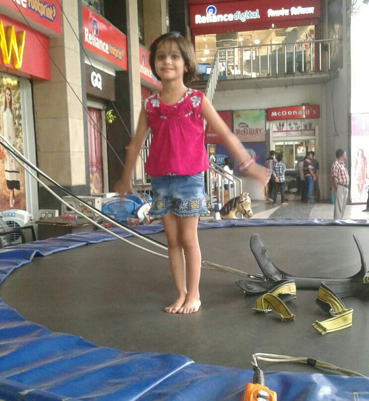 Dindayal City Mall-瓜廖尔必去景点