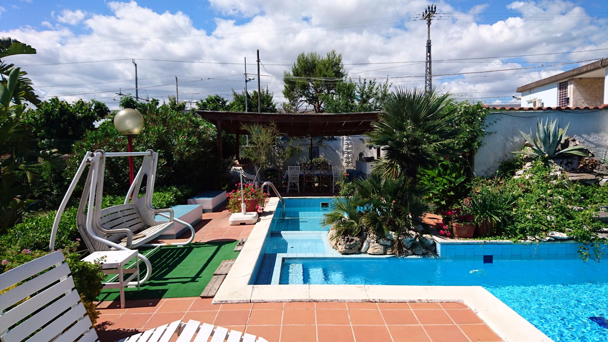 Villa Eden B&B-泳池