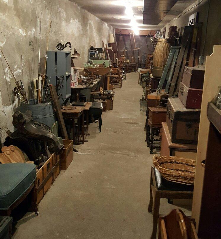 Orono Antique Market景点图片