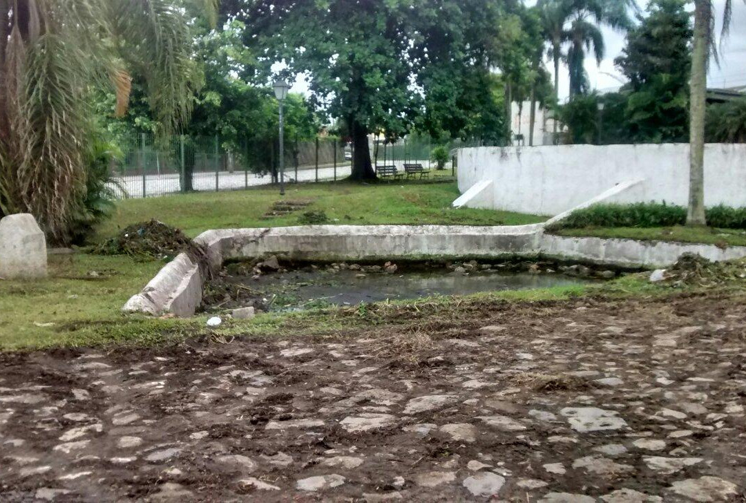 Fonte Velha ou Fontinha-巴拉那瓜必去景点