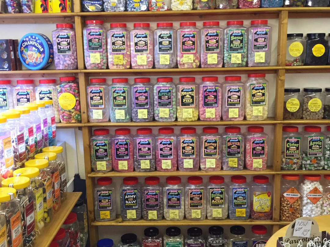 Garnetts Sweet Shop景点图片