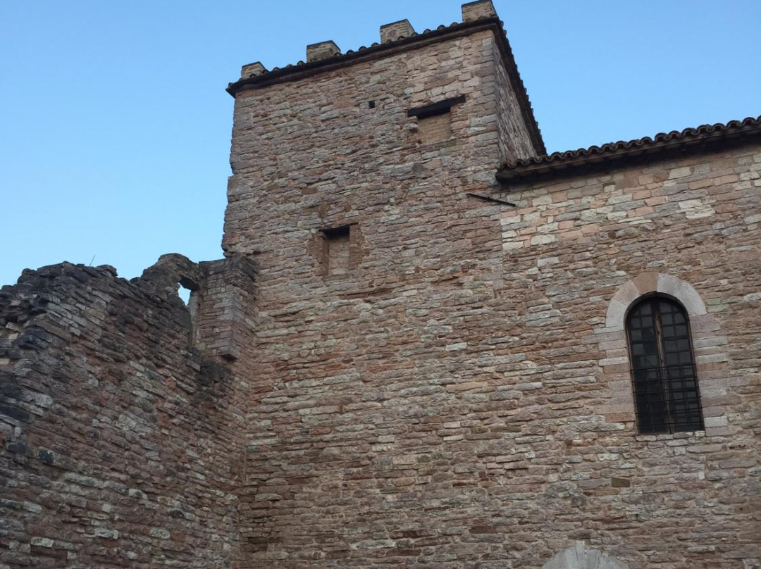 Rocca Varano景点图片