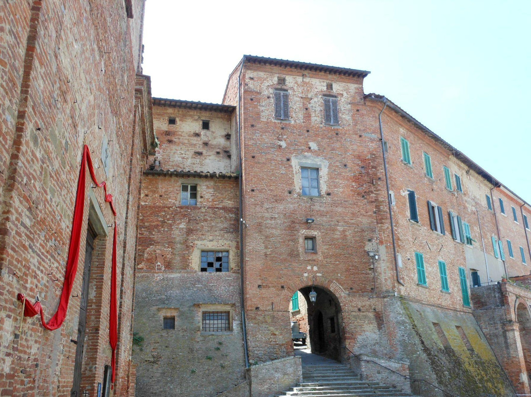 Collegiata dei Santi Martino e Leonardo景点图片