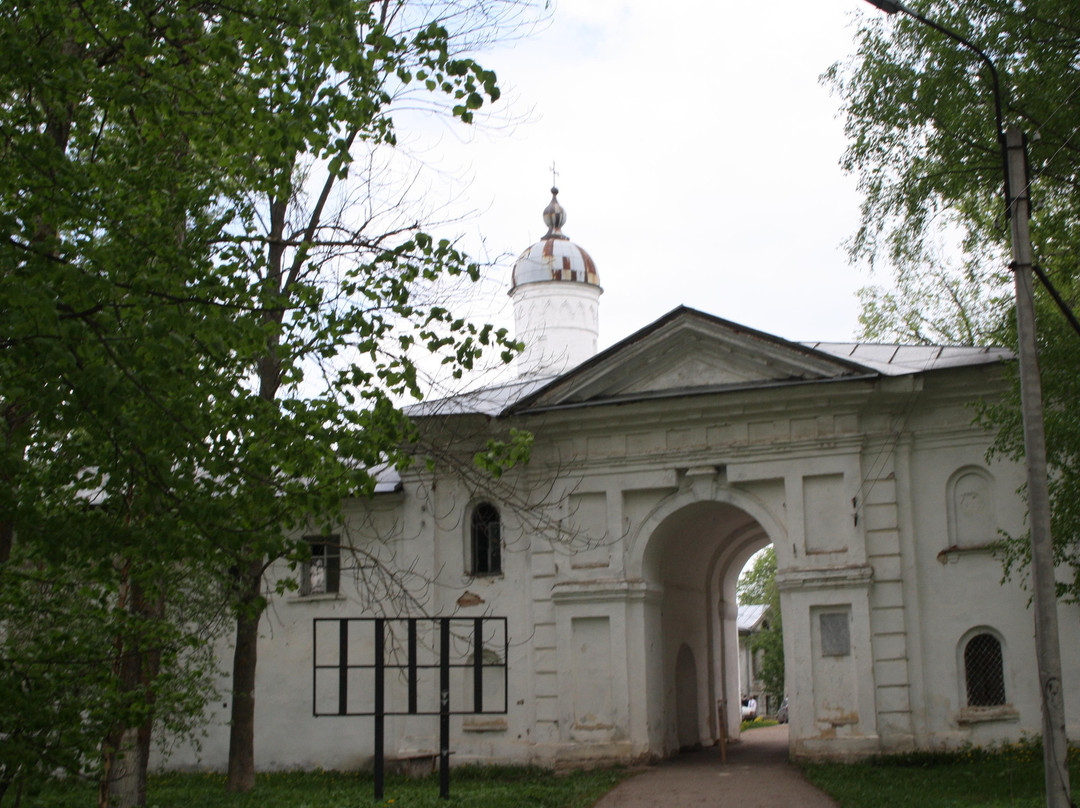 Antoniyev Monastery景点图片