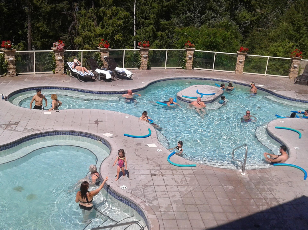 Halcyon Hot Springs Spa景点图片