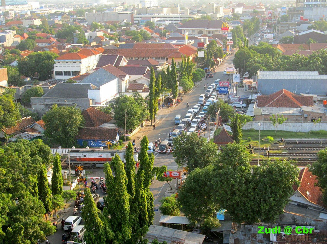 At-Taqwa Great Mosque-井里汶必去景点