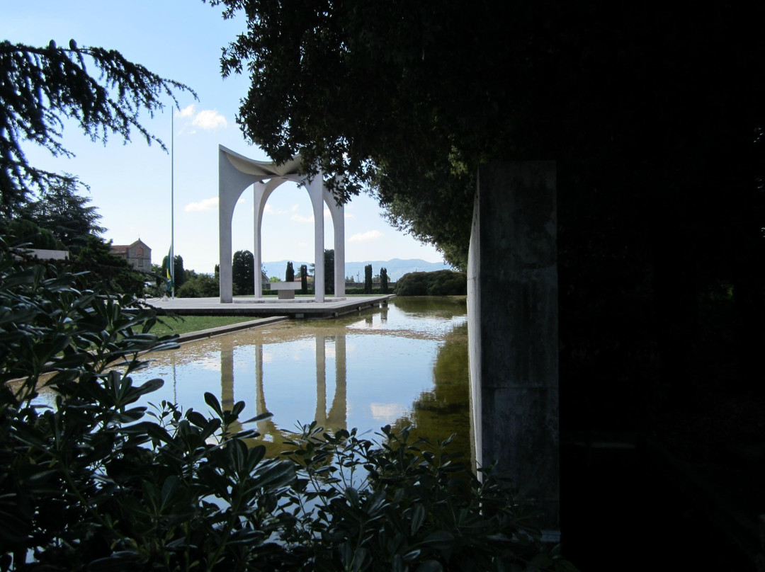 Monumento Votivo Militare Brasiliano-皮斯托亚必去景点