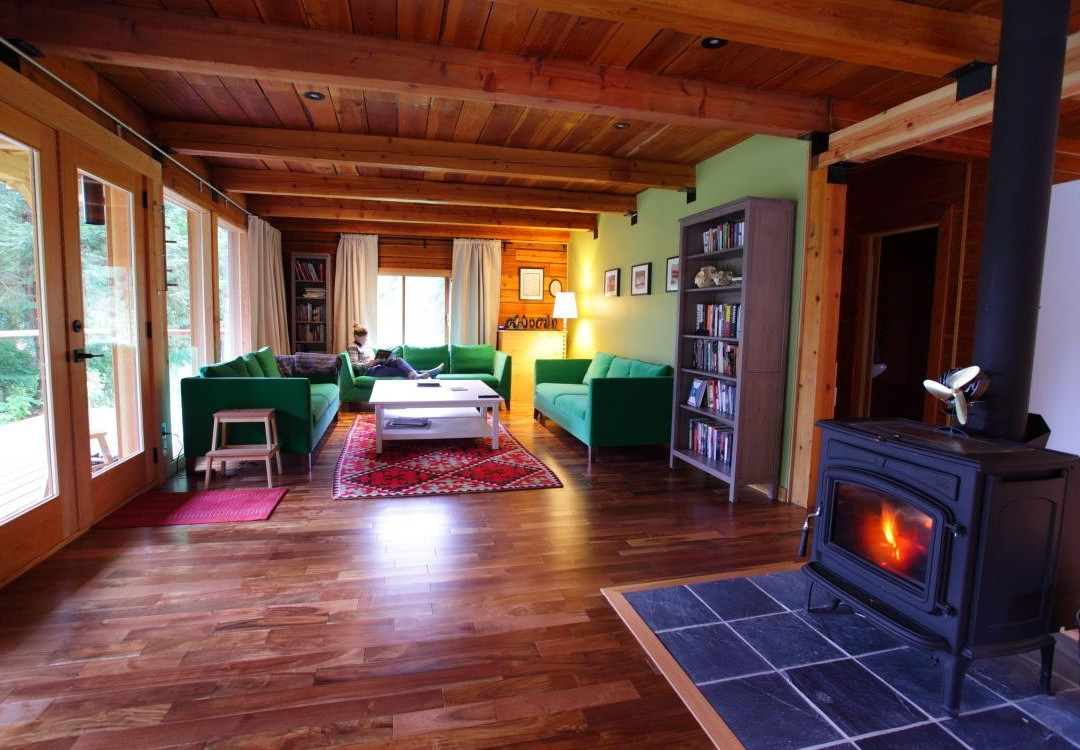 Wild Bear Lodge