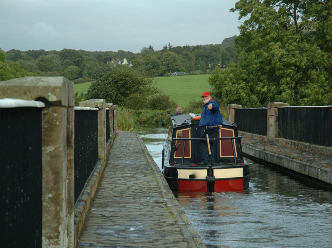 Canal Boat-爱丁堡必去景点