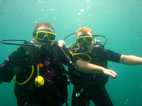 Leisure Dive Center-大皮皮岛必去景点