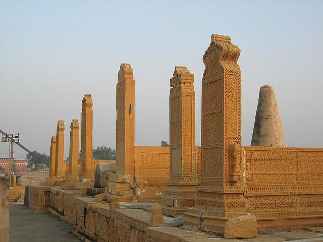 Tomb of Seven Sisters-Sukkur必去景点