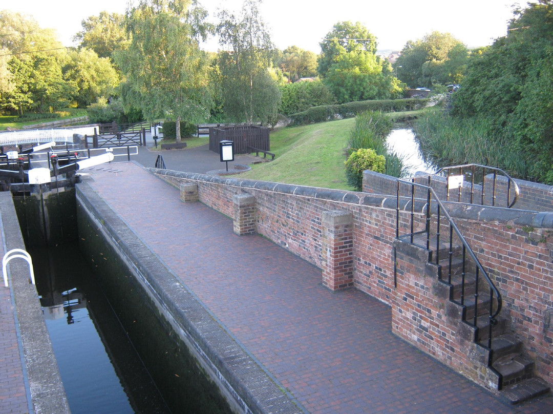 The Bratch Canalside景点图片
