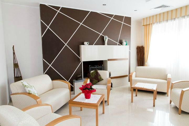 Hotel Vittoria Di Patricia Ann Sanders主图