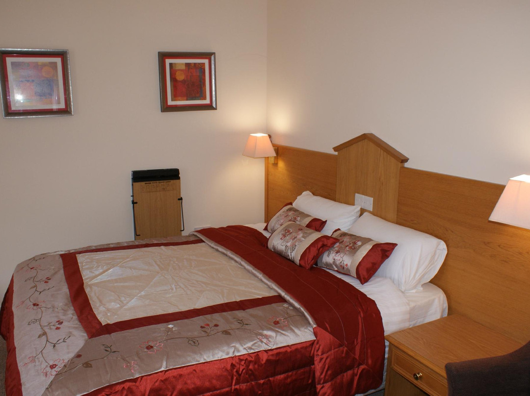 Sutton Valence酒店住宿-The Hawkenbury Country Inn B & B