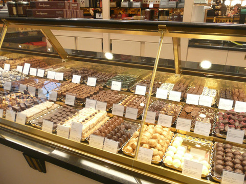 卡迪威百货公司-柏林必去景点