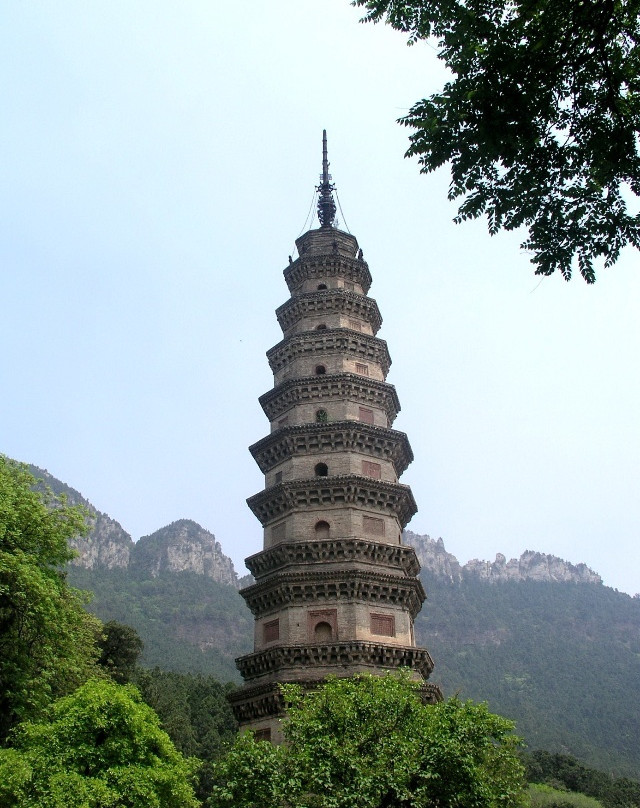 灵岩寺风景区-济南市必去景点