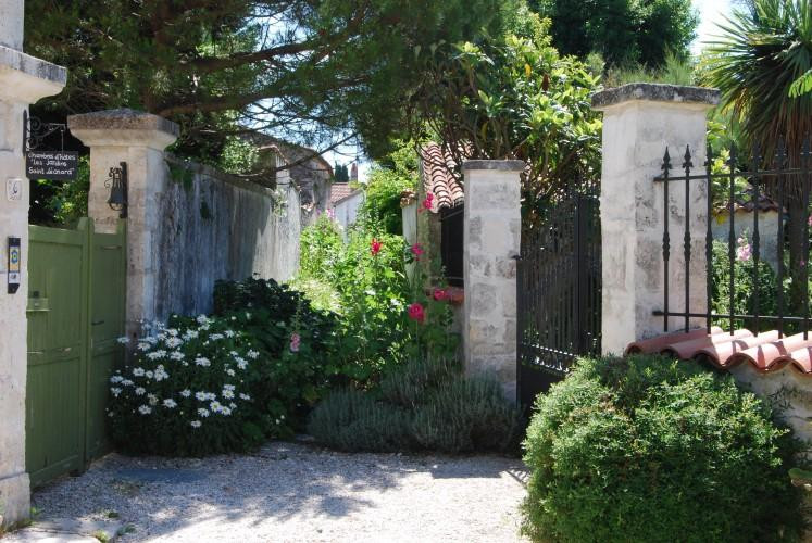 Les Jardins Saint Leonard主图