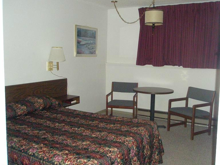 Buckboard Inn