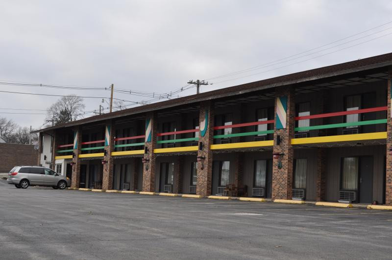 Bishop Hill酒店住宿-Kewanee Motor Lodge