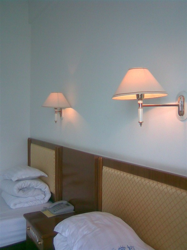 西湖花园酒店主图