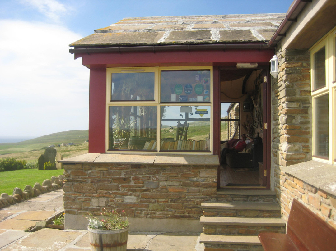 Bis-Geos Hostel & Cottages