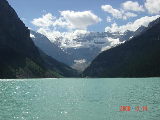 Lake Louise景点图片