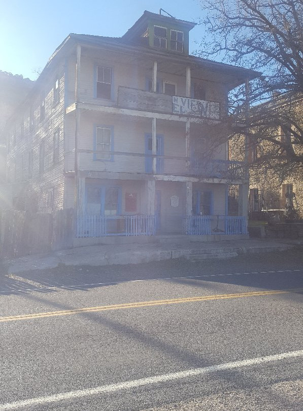 Mother Lode Motel