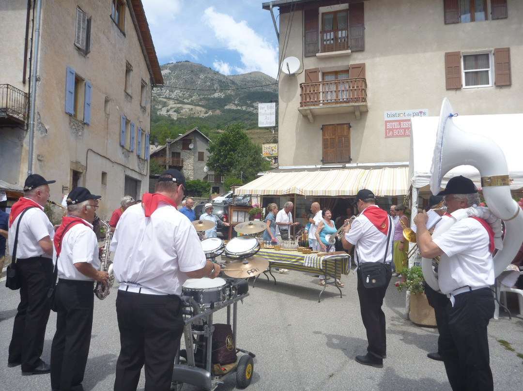 Beauvezer餐馆和美食-Le Bon Accueil