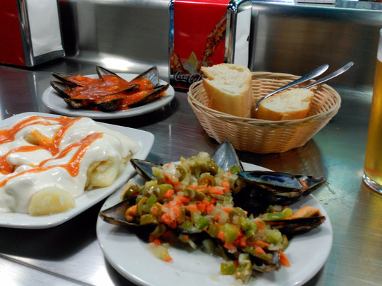 Bagues餐馆和美食-La Mejillonera