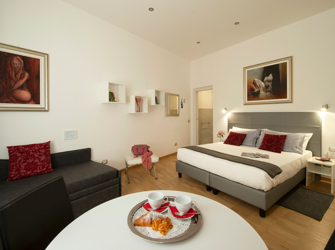 Monza City Rooms & Studios主图