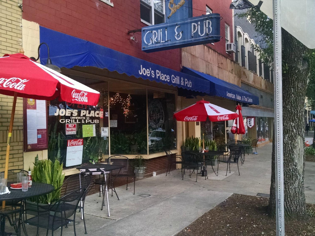 Lafayette Street Grill & Pub