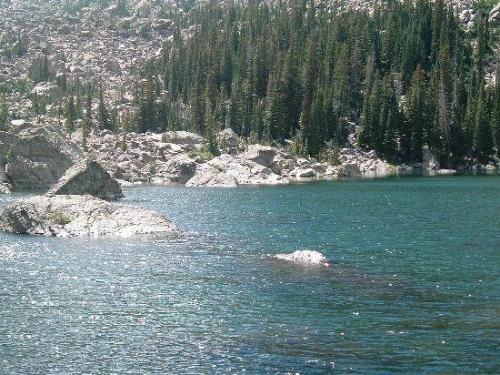 Bear Lake Trailhead景点图片