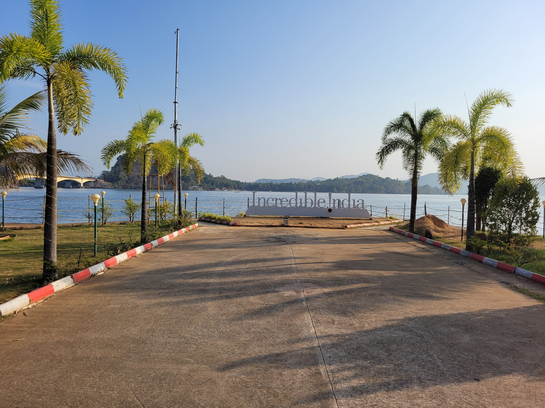 Nature's Deck - River Side Cabana's