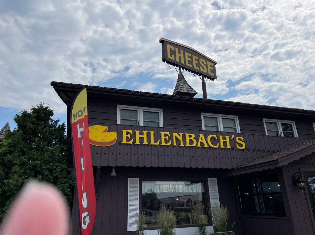 Ehlenbach's Cheese Chalet-DeForest必去景点