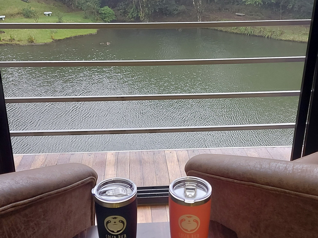 Burbi Lake Lodge主图