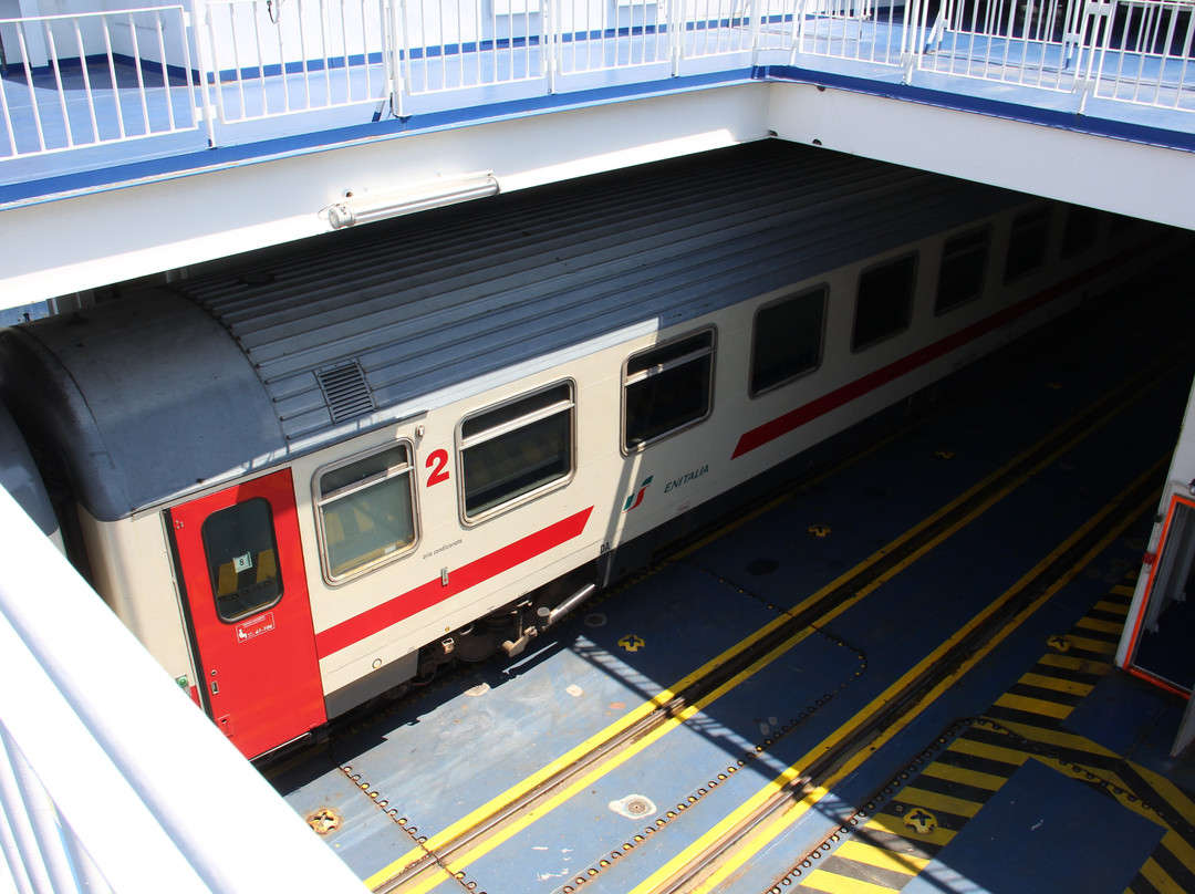 Stazione Ferroviaria di Messina Centrale-墨西拿必去景点