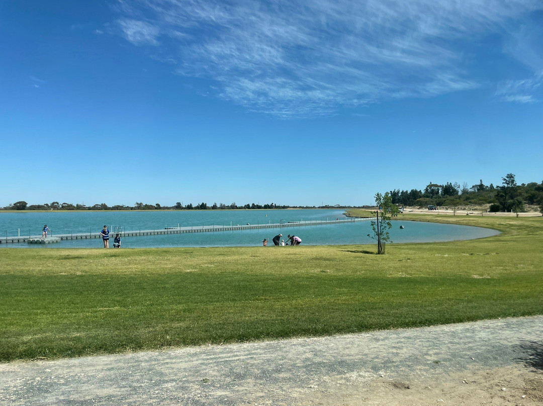 Ouyen Lake-Ouyen必去景点