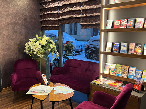 面对面酒店主图