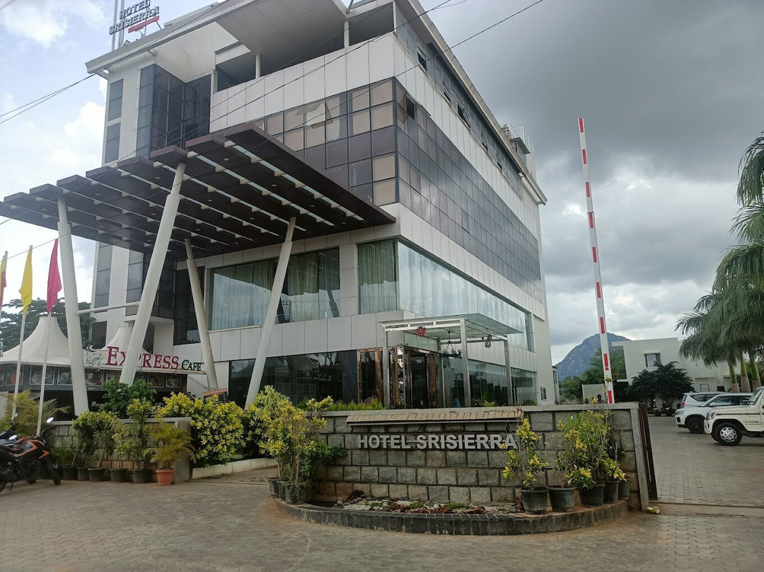 Hotel Srisierra